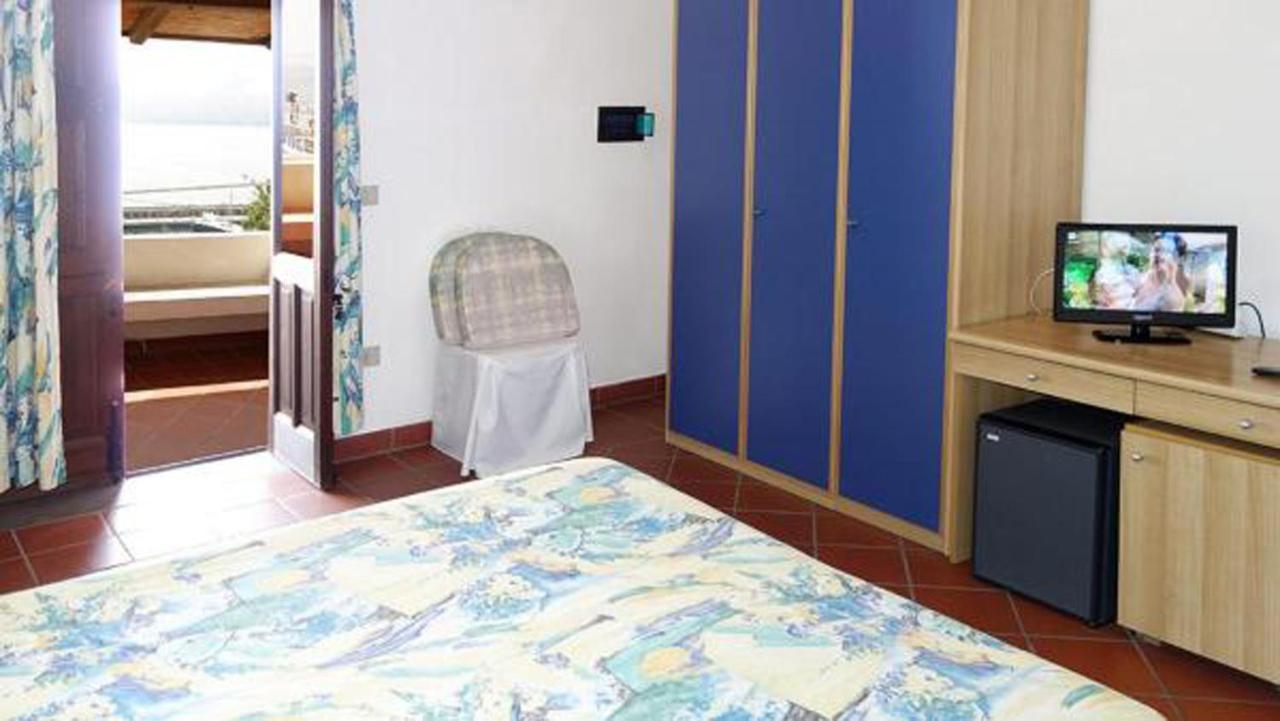 Hotel Bellavista Santa Marina Salina Kültér fotó